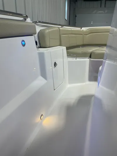 Slack Tide Yacht Photos Pics 