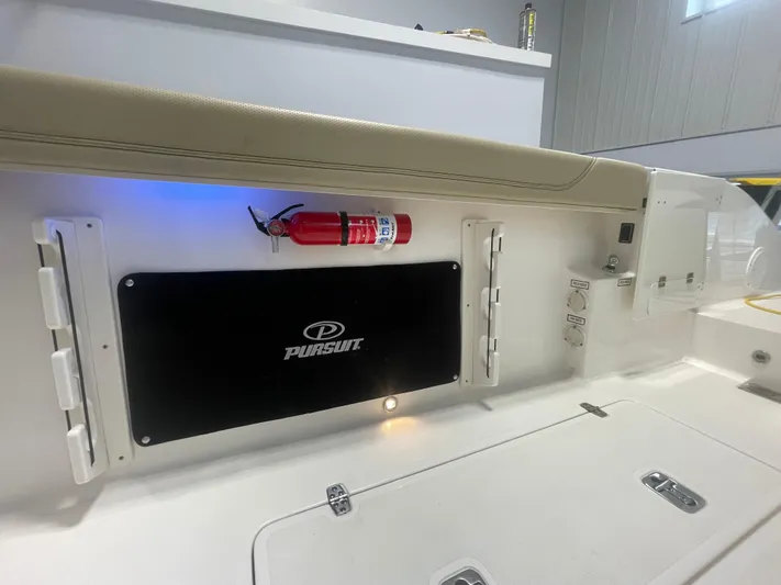 Slack Tide Yacht Photos Pics 