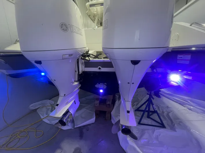 Slack Tide Yacht Photos Pics 