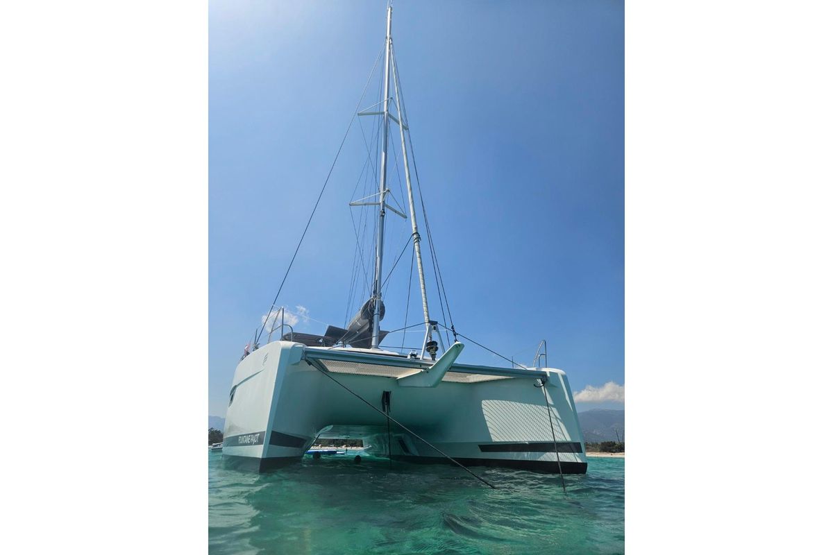 2021 Fountaine Pajot 42