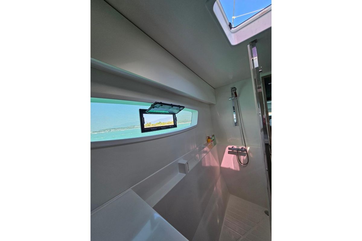 2021 Fountaine Pajot 42