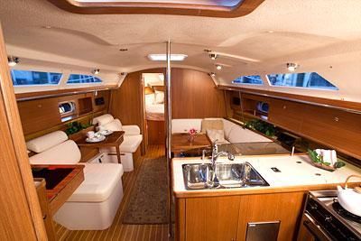 2011 Catalina 355