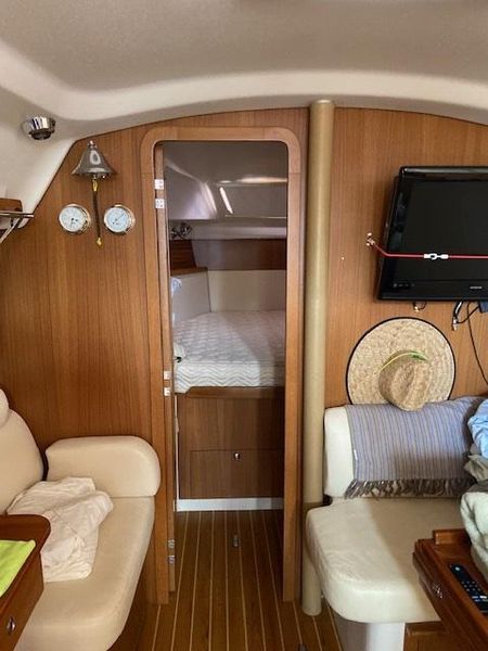2011 Catalina 355