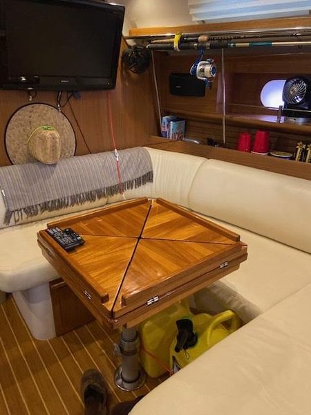 2011 Catalina 355