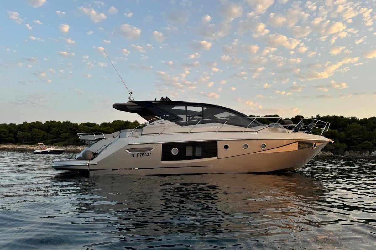 2019 Cranchi 45 