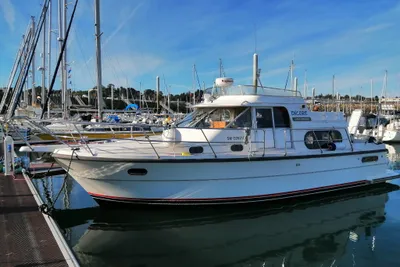1996 Nimbus 37 Trawler