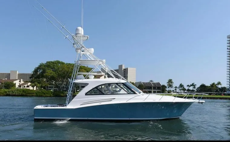 Off The Grid Yacht Photos Pics 
