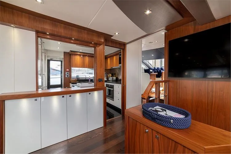 Future Yacht Photos Pics 2015 Sunseeker 28 Metre Yacht - Image 12