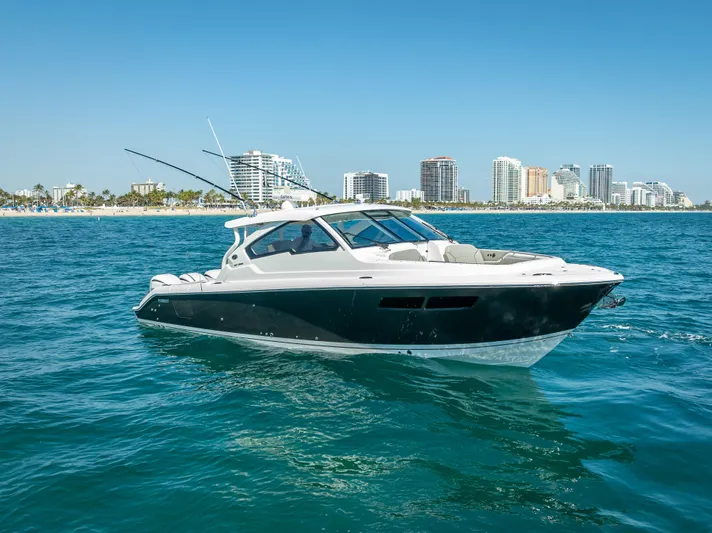 Pursuit Of Happiness Yacht Photos Pics 