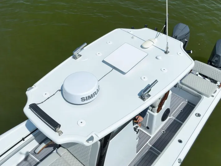 Blowin Scales Yacht Photos Pics 