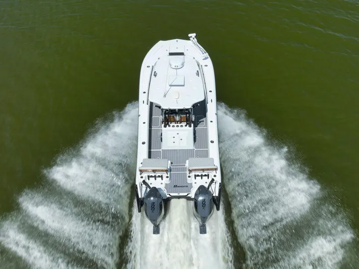 Blowin Scales Yacht Photos Pics 