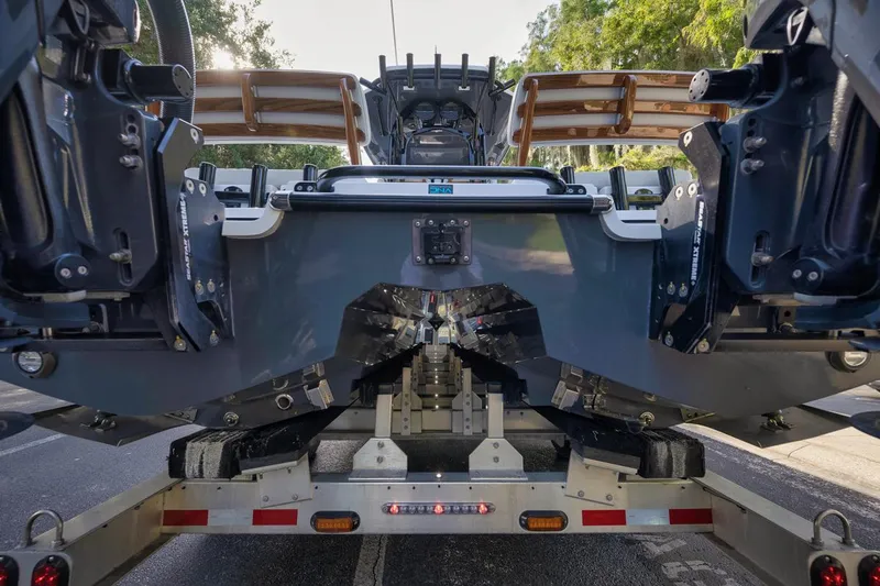 Blowin Scales Yacht Photos Pics 