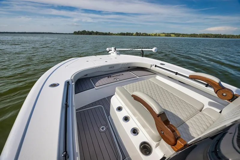 Blowin Scales Yacht Photos Pics 