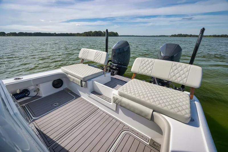 Blowin Scales Yacht Photos Pics 