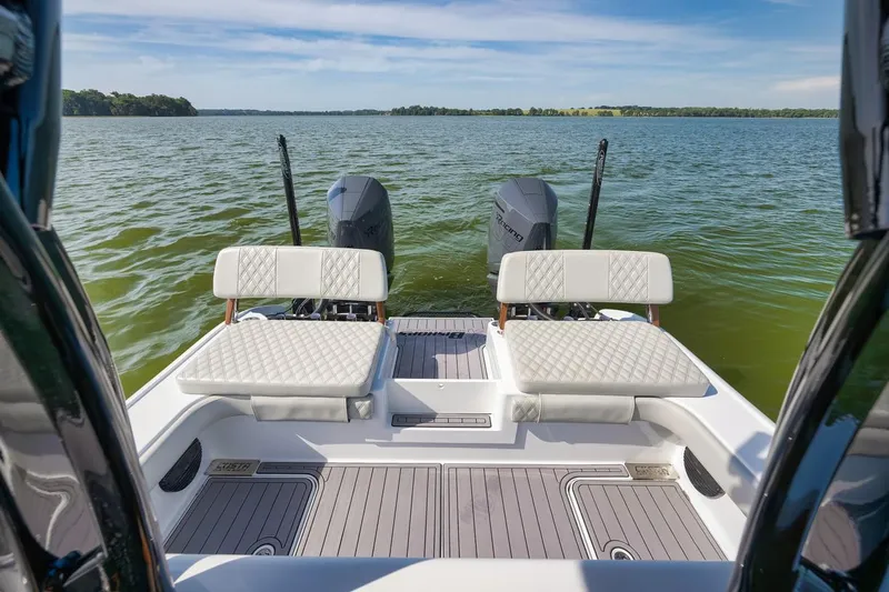 Blowin Scales Yacht Photos Pics 