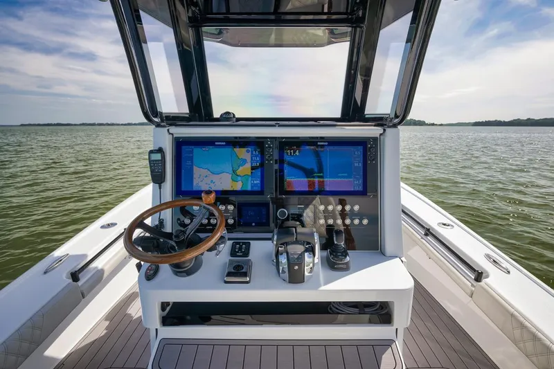 Blowin Scales Yacht Photos Pics 