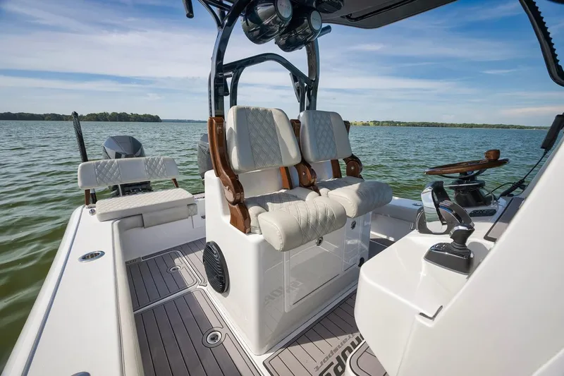 Blowin Scales Yacht Photos Pics 