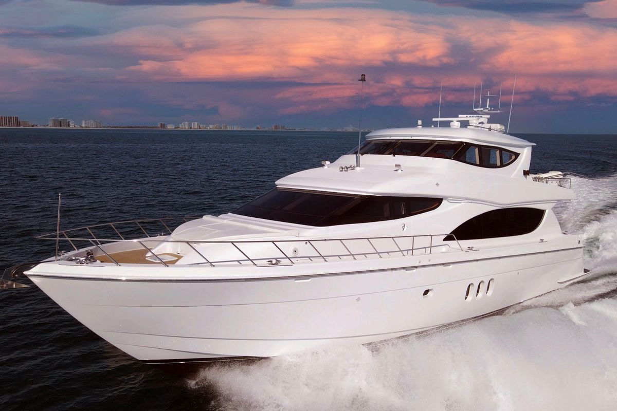 2006 Hatteras 80 