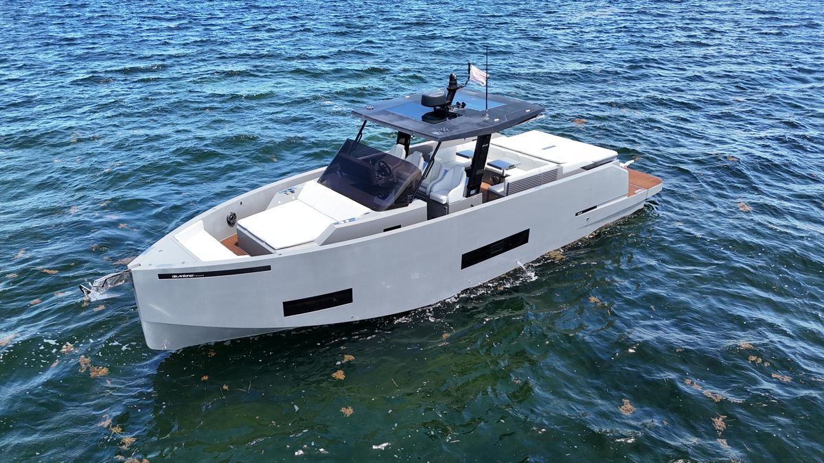 2021 De Antonio Yachts 42 
