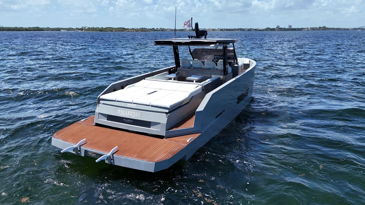 2021 De Antonio Yachts 42 