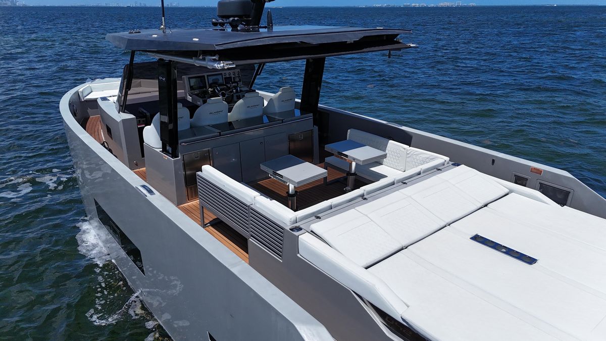 2021 De Antonio Yachts 42 