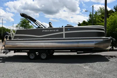 Premier 250 Solaris