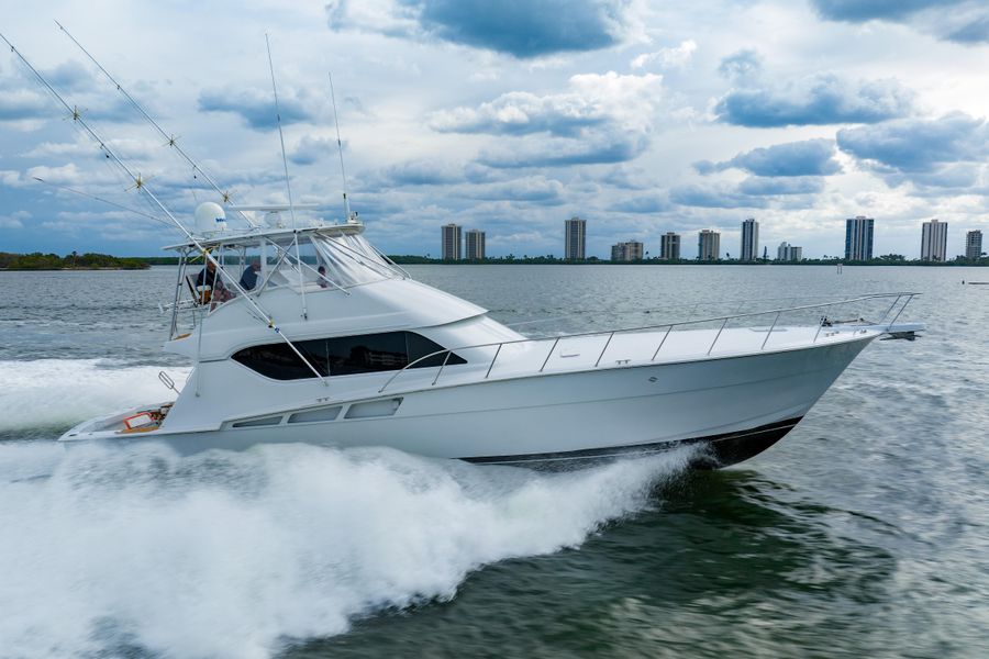 2001 Hatteras 60 Convertible