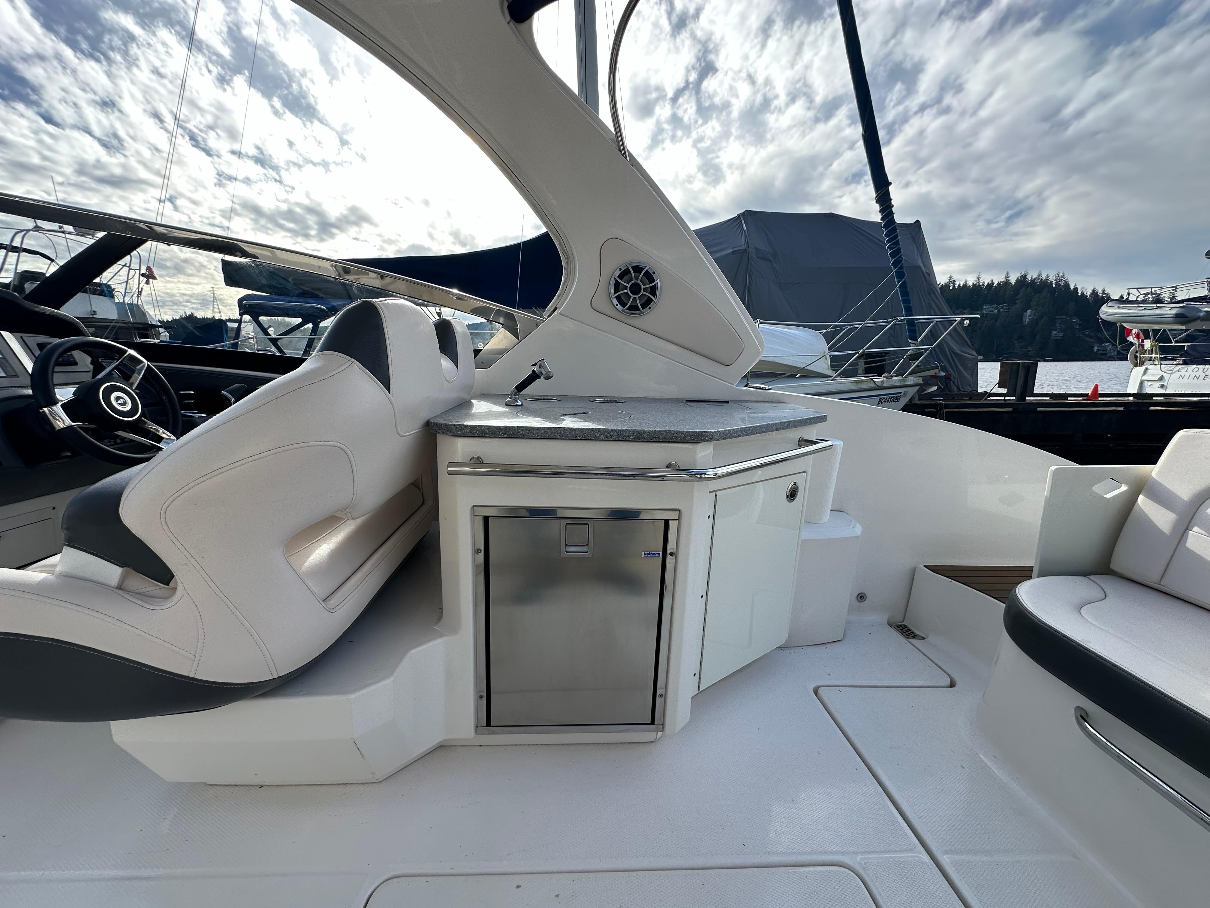 2016 Chaparral 337 SSX Bowrider for sale - YachtWorld