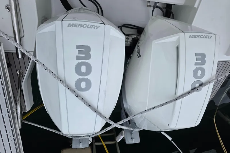  Yacht Photos Pics Twin Mercury 300 outboard engines on a 2022 Jeanneau Leader 10.5 WA Series 2 boat.