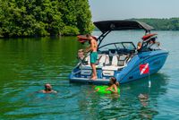 2023 Yamaha Boats 255XE