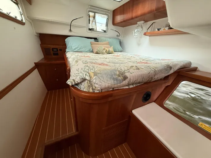 Two Fish Yacht Photos Pics 