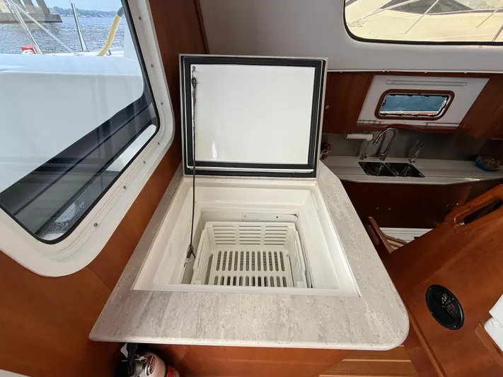 Two Fish Yacht Photos Pics 