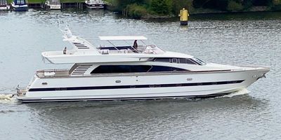 2000 Elegance Elegance 82 S
