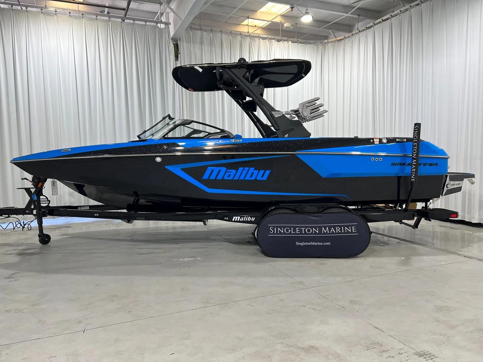 2025 Malibu Wakesetter 24 MXZ Ski and Wakeboard for sale YachtWorld