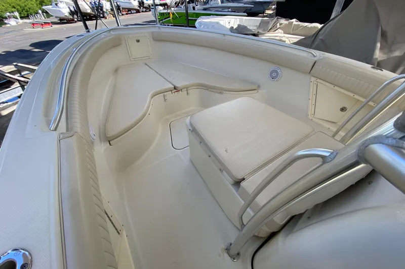  Yacht Photos Pics 2008 Hydra-Sports Vector 2900 CC boat interior with cushioned seating and stainless steel railings.