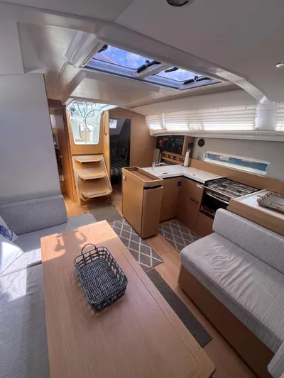 Vigilant Yacht Photos Pics 