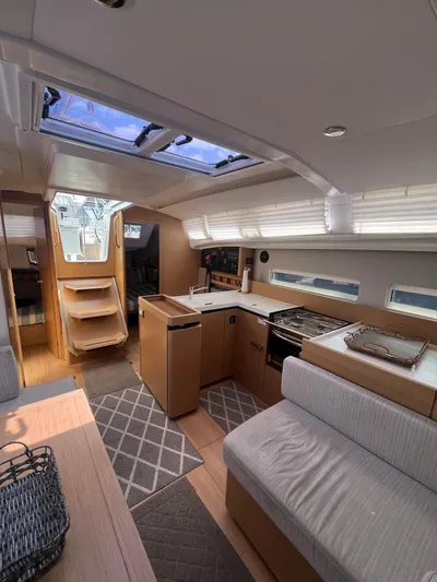 Vigilant Yacht Photos Pics 