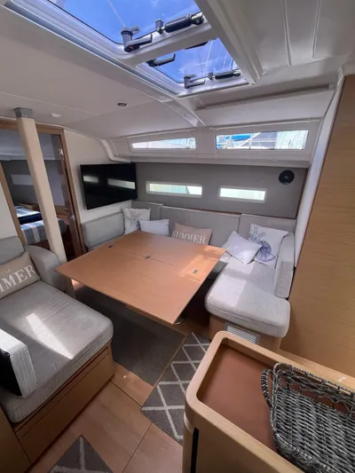 Vigilant Yacht Photos Pics 