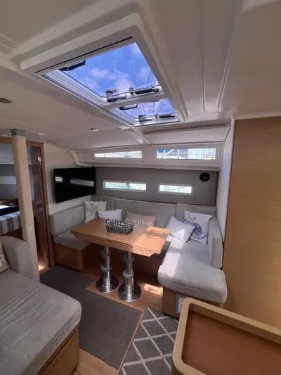 Vigilant Yacht Photos Pics 