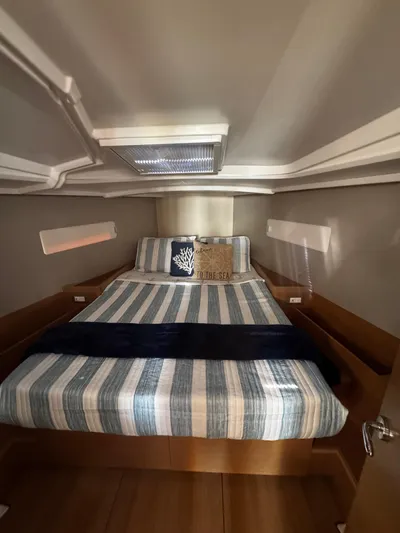 Vigilant Yacht Photos Pics 