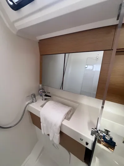 Vigilant Yacht Photos Pics 