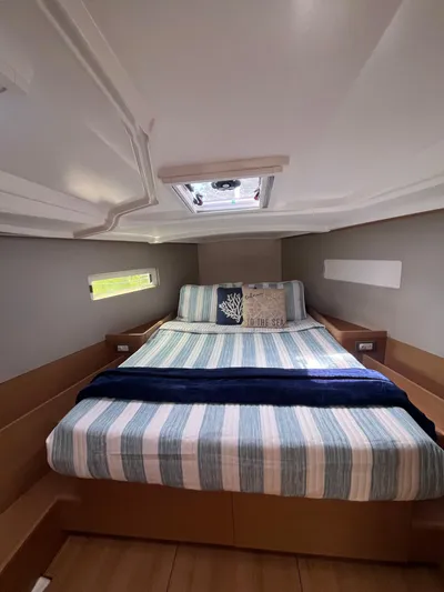 Vigilant Yacht Photos Pics 