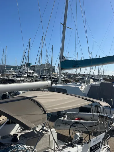 Vigilant Yacht Photos Pics 