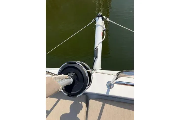 Nauti Habit Yacht Photos Pics Bali 4.2 sailboat deck detail, 2023 model, showing rigging and winch.