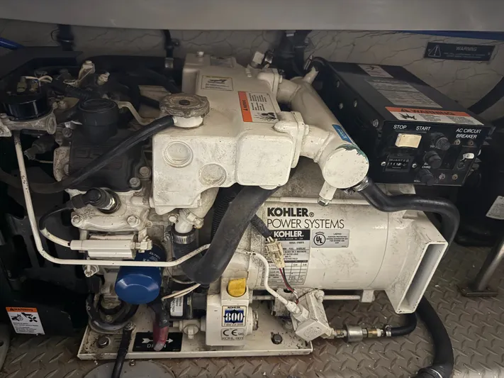 Prime Time Yacht Photos Pics Kohler Power Systems generator in 2005 Formula 370 Super Sport.