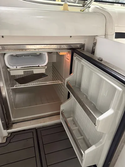 Prime Time Yacht Photos Pics 