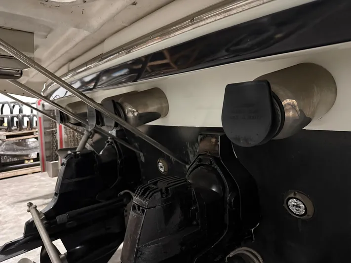 Prime Time Yacht Photos Pics 