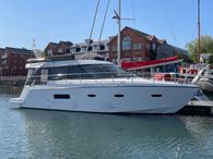 2011 Sealine F42