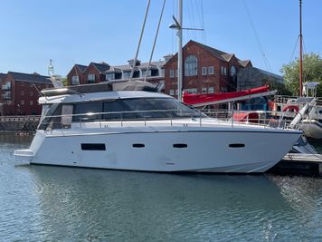 2011 Sealine F42