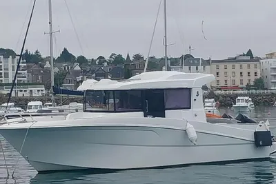 2012 Beneteau Barracuda 9 OB